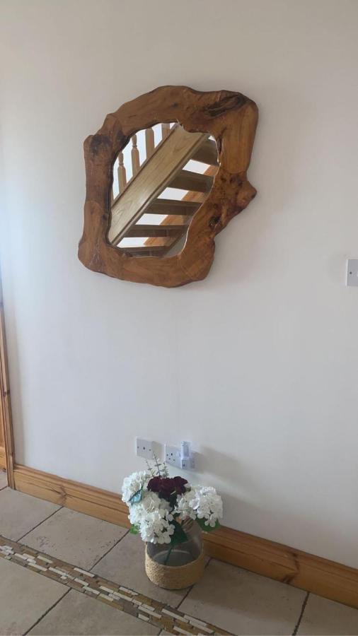 Camino House Bed & Breakfast ทราลี ภายนอก รูปภาพ