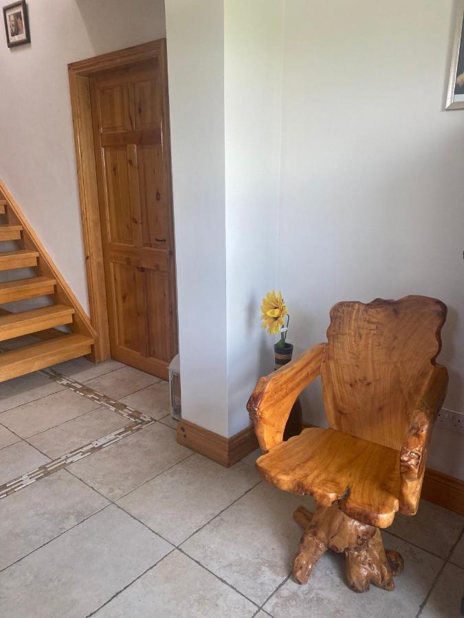 Camino House Bed & Breakfast ทราลี ภายนอก รูปภาพ